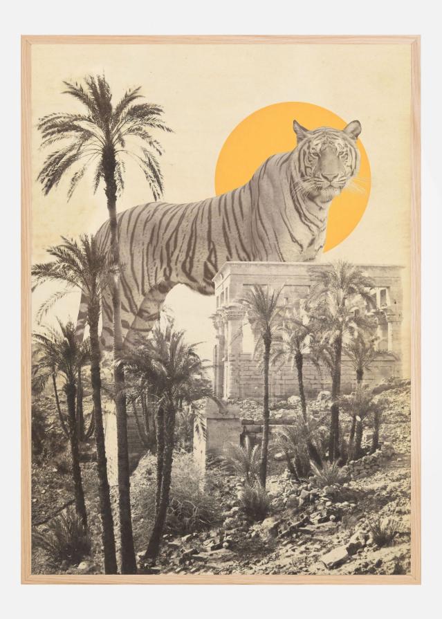 Giant Tiger In Ruins Poszter