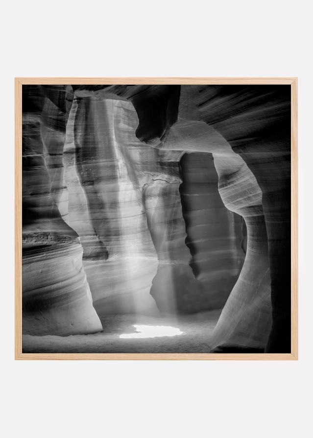 MONOCHROME ANTELOPE CANYON Gorgeous Lightbeam Poszter