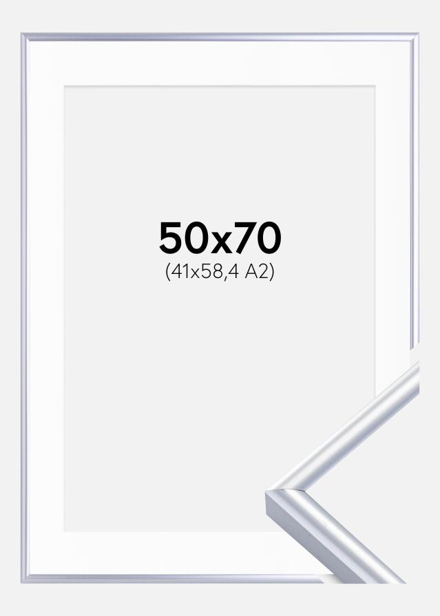 Keret Victoria Ezüst 50x70 cm - Paszpartu Fehér 42x59,4 cm (A2)