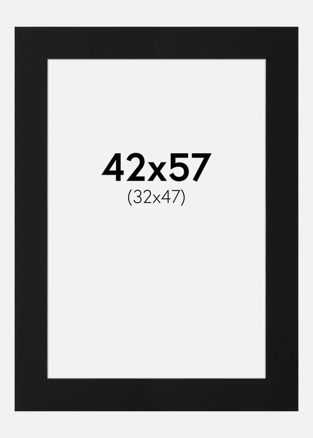 Paszpartu Fekete Standard (Fehér Mag) 42x57 cm (32x47)