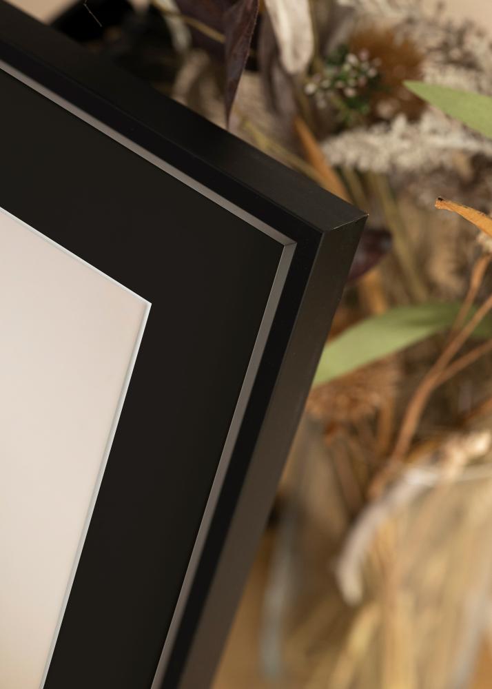 Keret Globe Fekete 24x30 cm - Paszpartu Fekete 18x24 cm