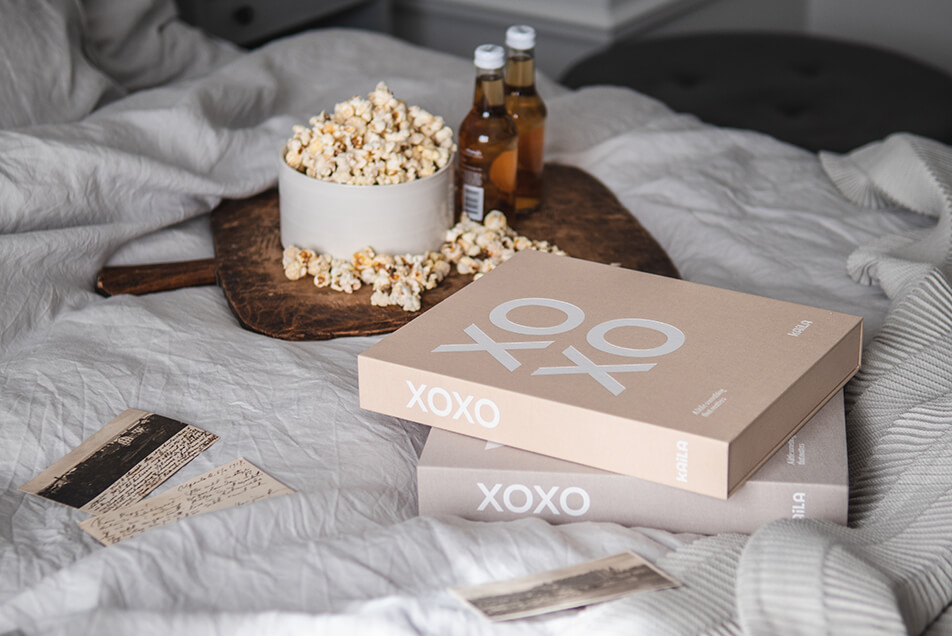 Fényképalbum egy hangulatos hálószobában