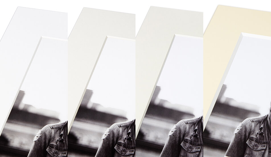 Négy különböző fehér paszpartu árnyalat